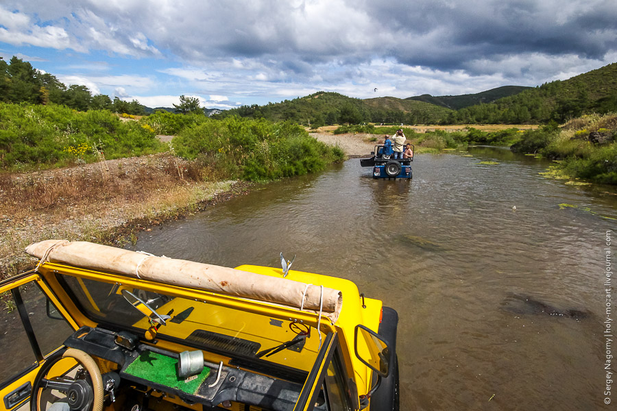 Сафари на джипах
